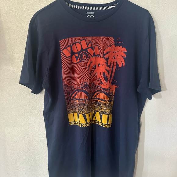 Volcom Men's Navy and Orange Hawaii Tee - Picture 1 of 6